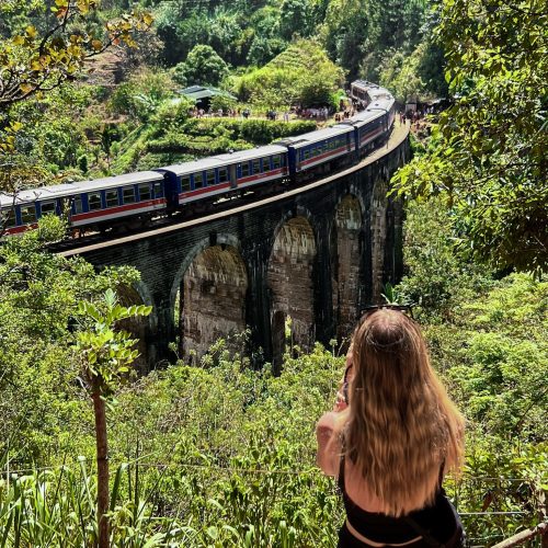 SRI LANKA en grupo tren Ella